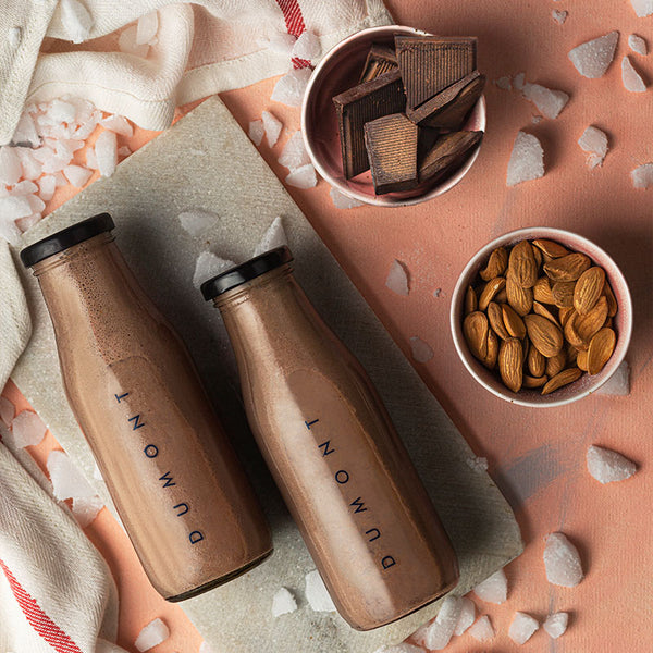 Campfire chocolate with smoked almonds